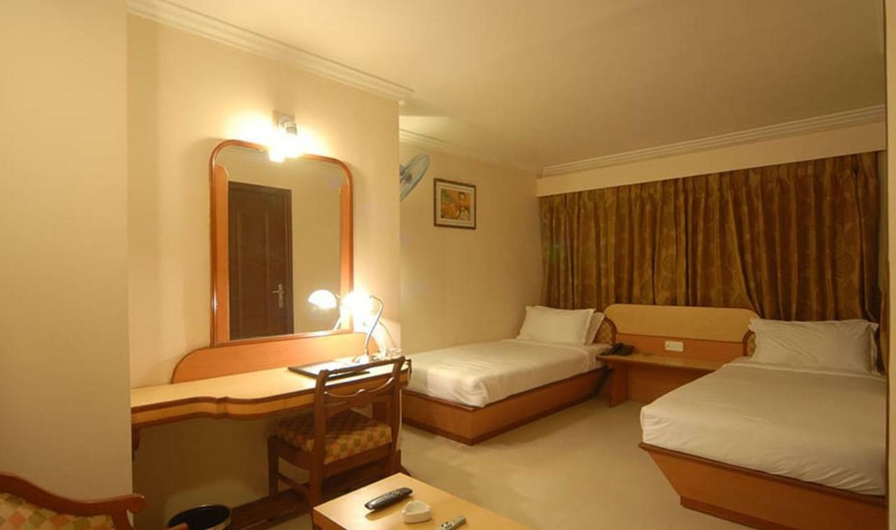 Epsilon Hotel Ahmedabad Exterior photo